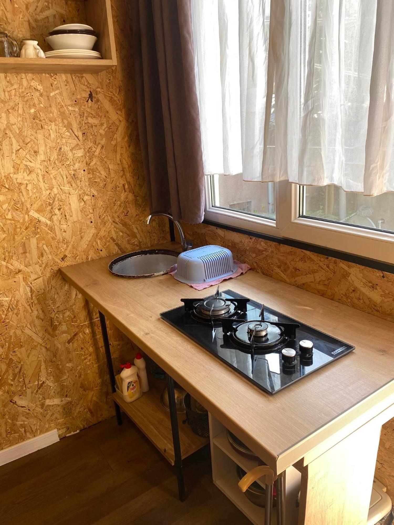 Family Apartment In Avlabari Тбілісі Екстер'єр фото