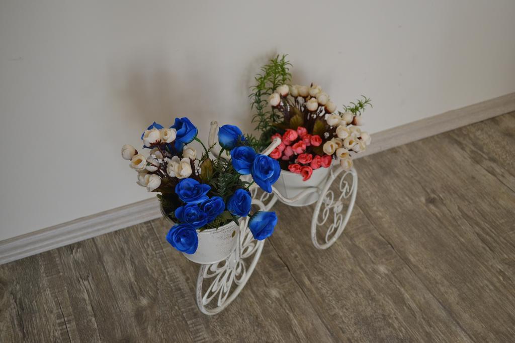 Family Apartment In Avlabari Тбілісі Екстер'єр фото
